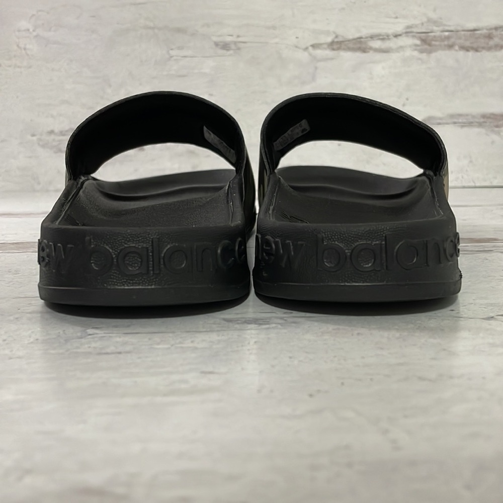 Only worn a few times New Balance men’s camo slides - Picture 4 of 6
